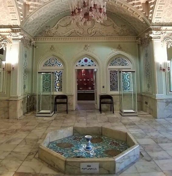متحف قصر المرائي، معرض النور والإضاءة
